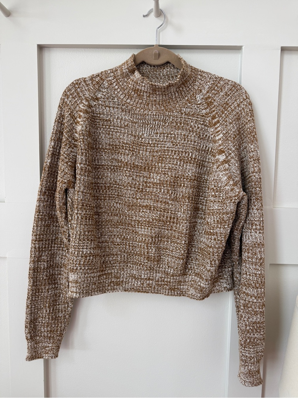 Fin & Vince Knit High-Neck cropped Sweater in Brown and Cream